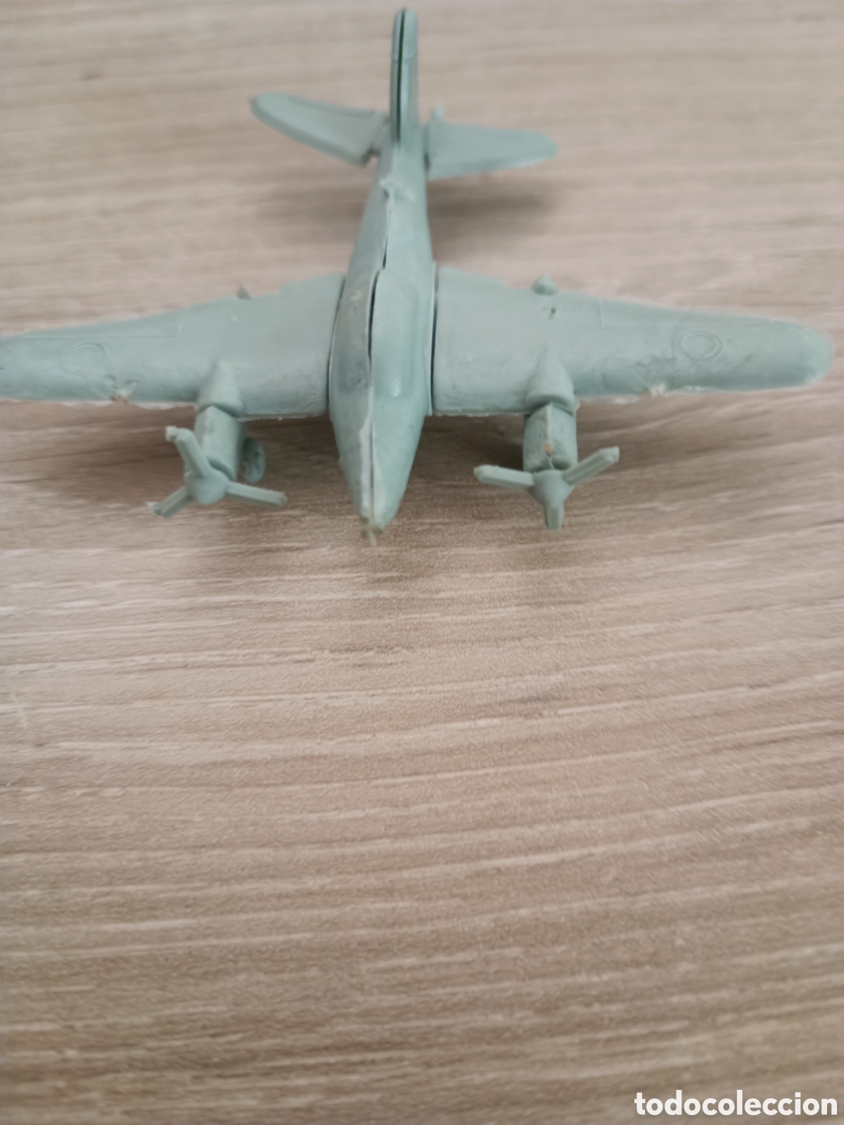 Figure di Gomma e PVC: Avi&oacute;n mosquito - color gris- montaplex