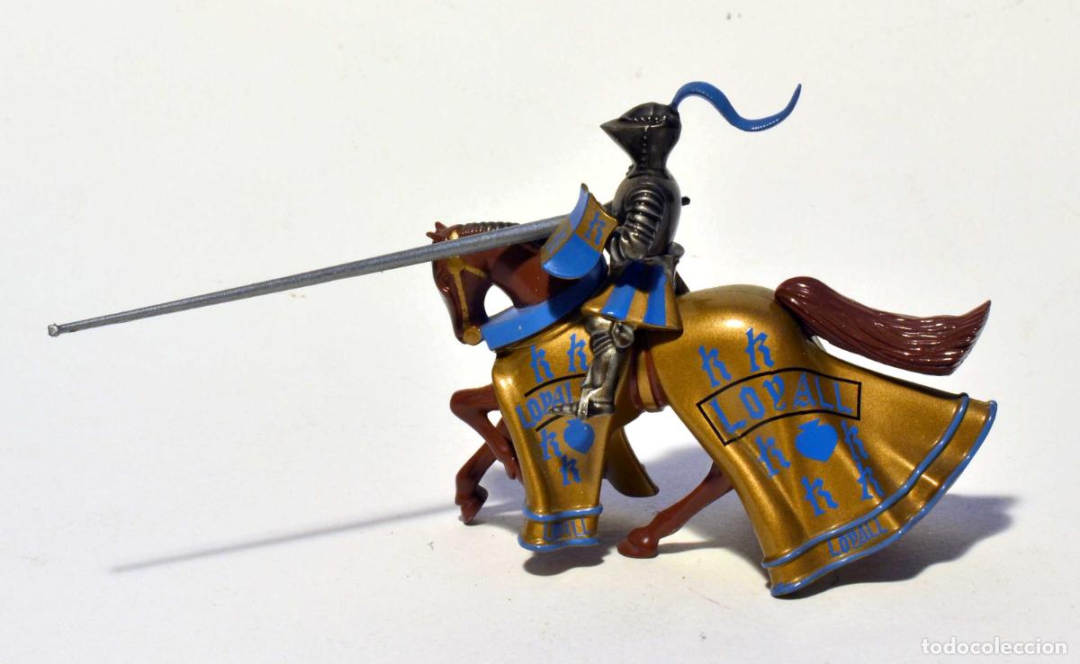 Figuras de Goma y PVC: BRITAINS - CABALLERO MEDIEVAL DE TORNEO - METAL - 1997 - A CABALLO CON LANZA