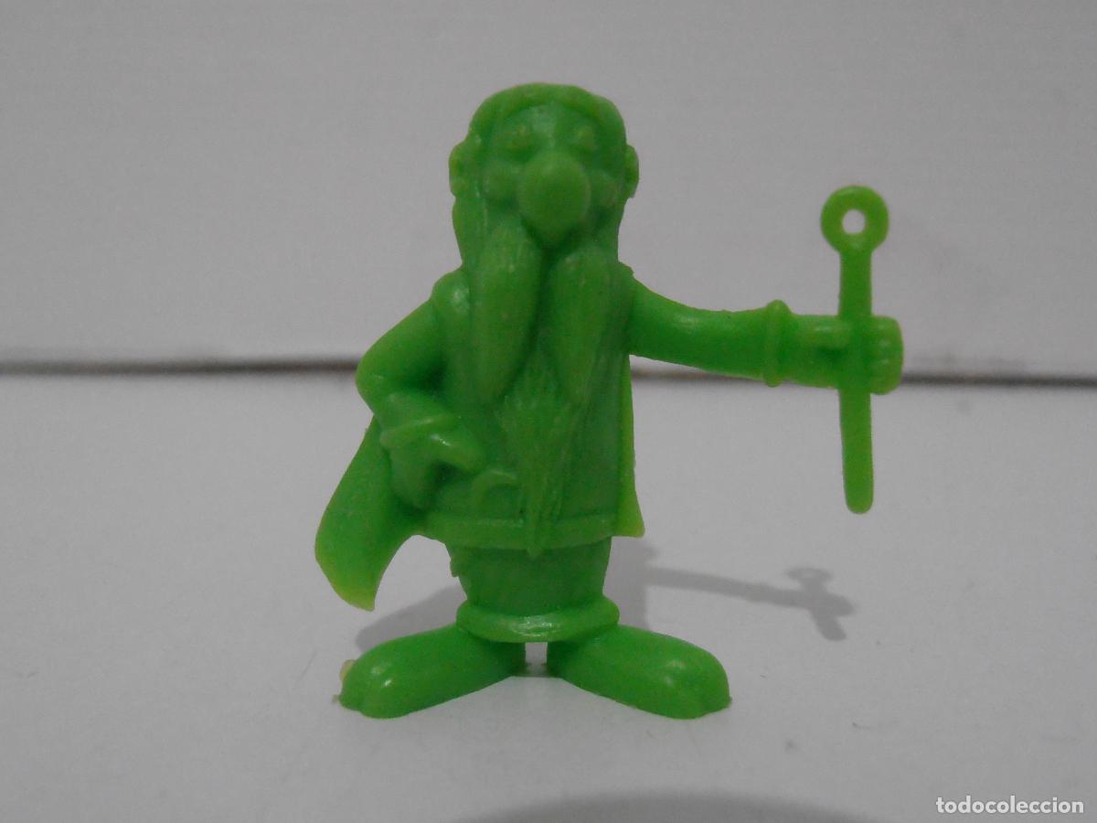 Figuras de Goma y PVC: FIGURA DUNKIN ASTERIX, PANORAMIX EL DRUIDA, VERDE