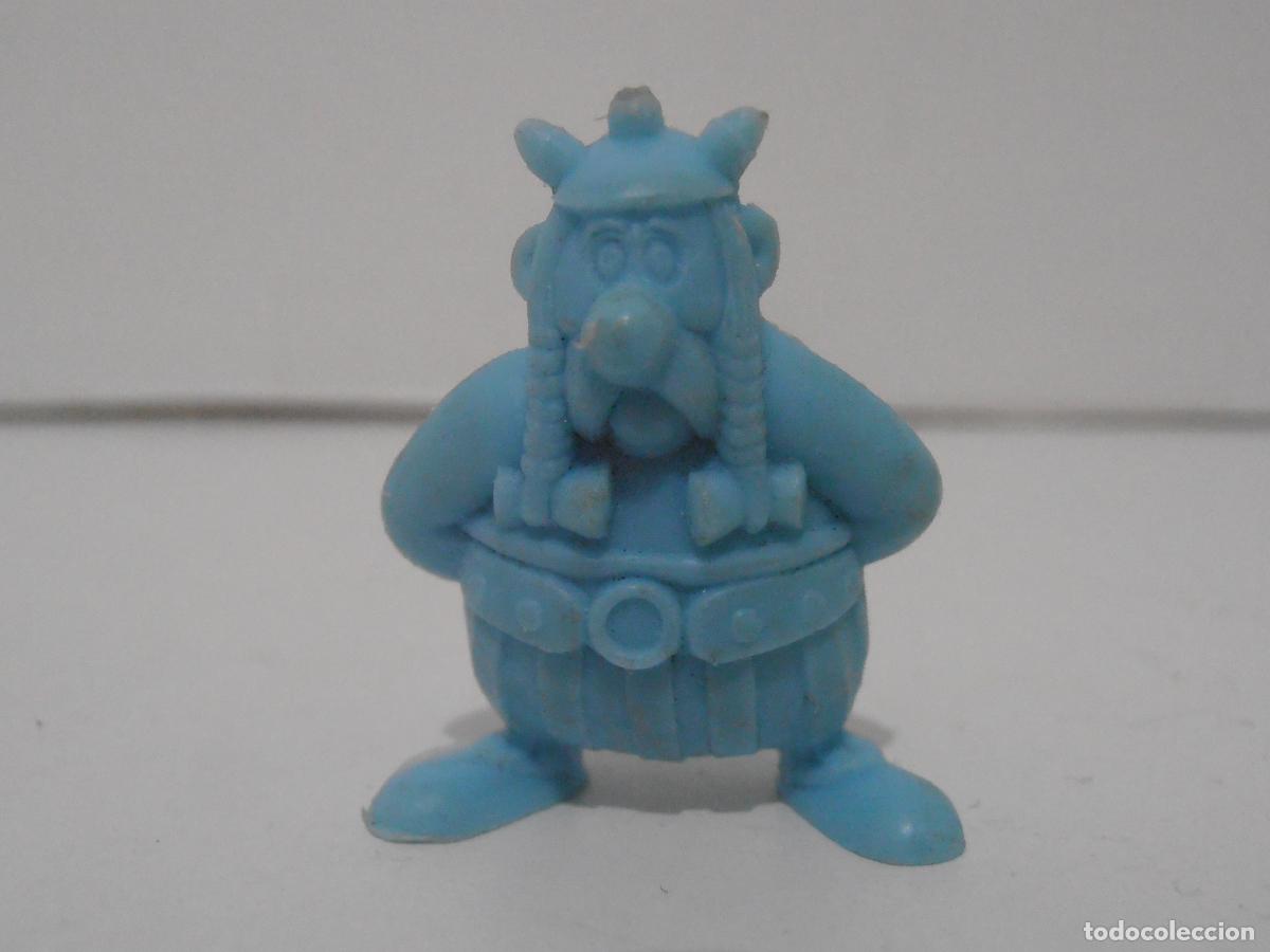 Figuras de Goma y PVC: FIGURA DUNKIN ASTERIX, OBELIX AZUL CLARO