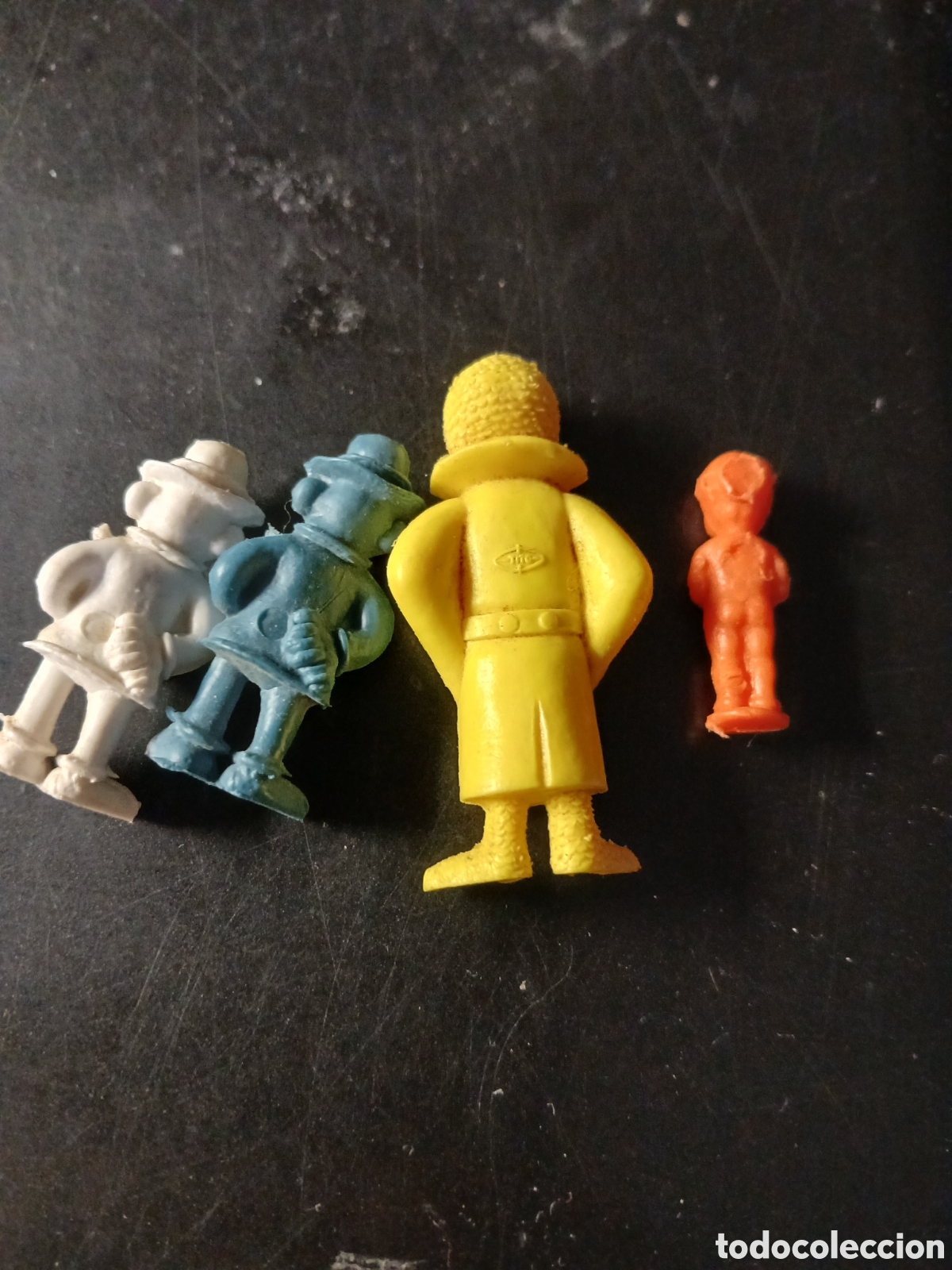 Figuras de goma y PVC: FIGURAS DE PVC DUNKIN. - Foto 4