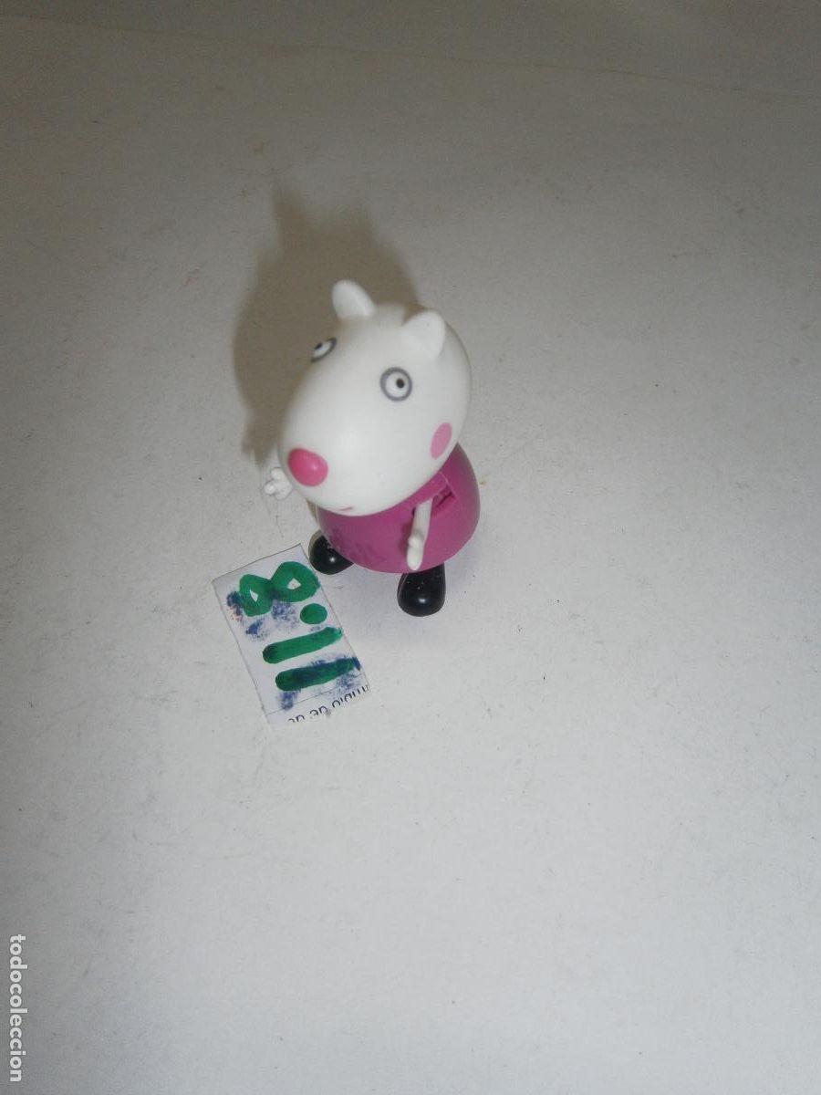 Figuras de Goma y PVC: FIGURA DE DIBUJOS ANIMADOS - PEPPA PIG CANDY CAT