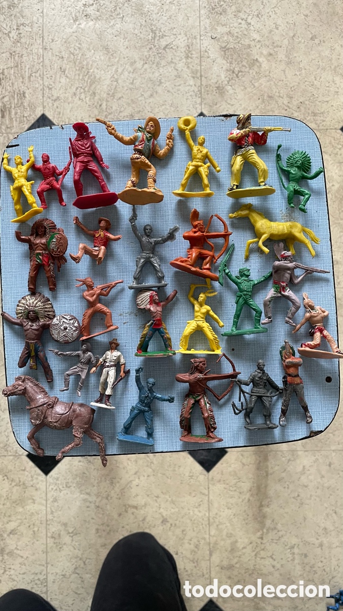 Figuras de Goma y PVC: Soldaditos vaqueros cowboy