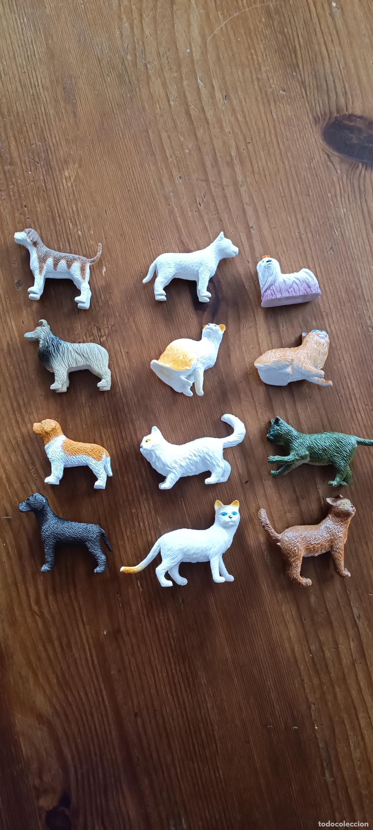 Figuras de Goma y PVC: 12 figuras PVC de perros y gatos, los de la foto