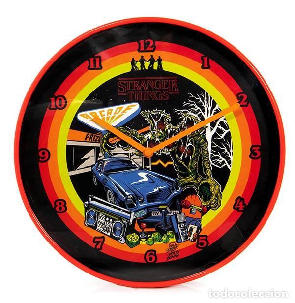 Figuras de Goma y PVC: Reloj de pared Stranger Things