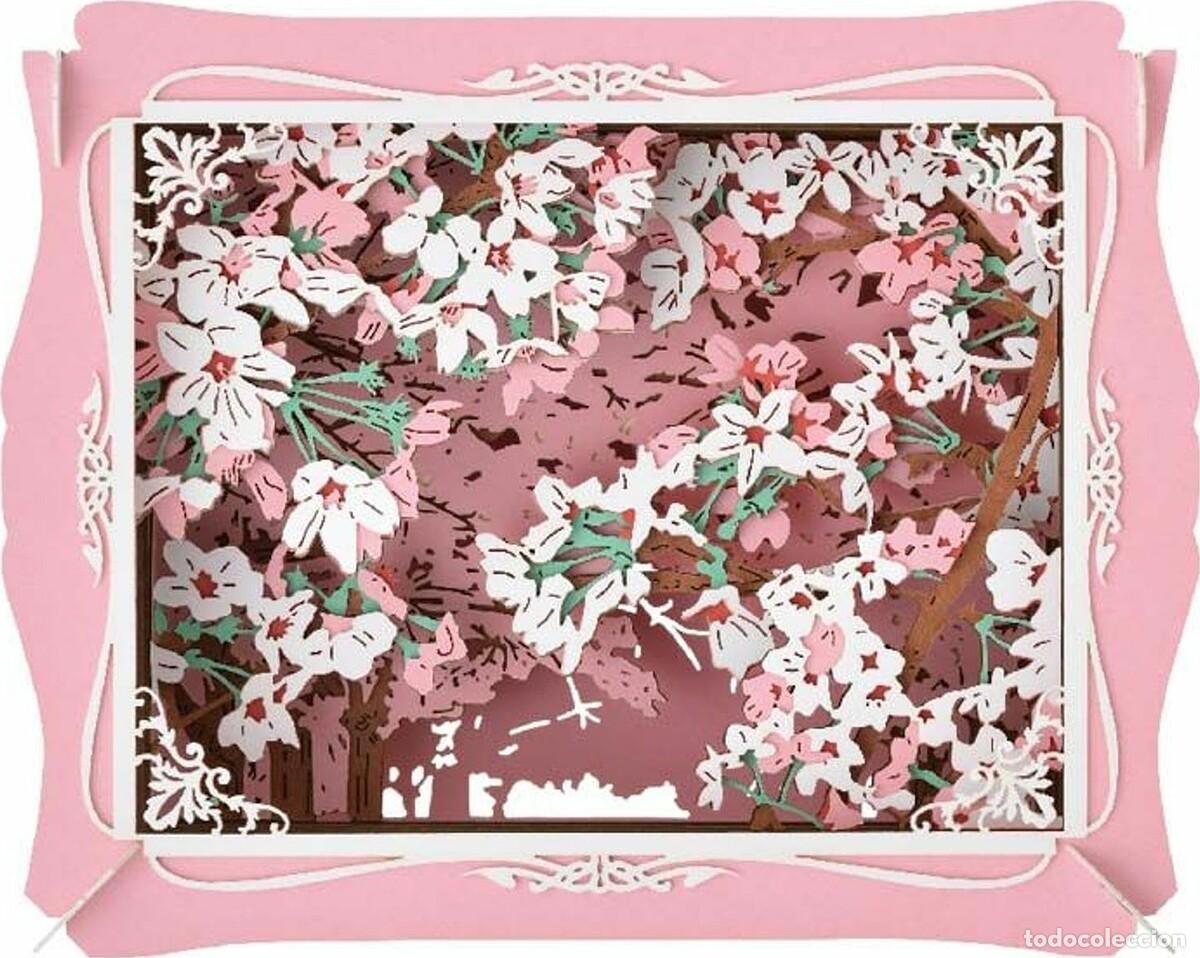 Figurines en Caoutchouc et PVC: Paper Theater - Sakura en Flor (19,2 x 12 x 0,5 cm)