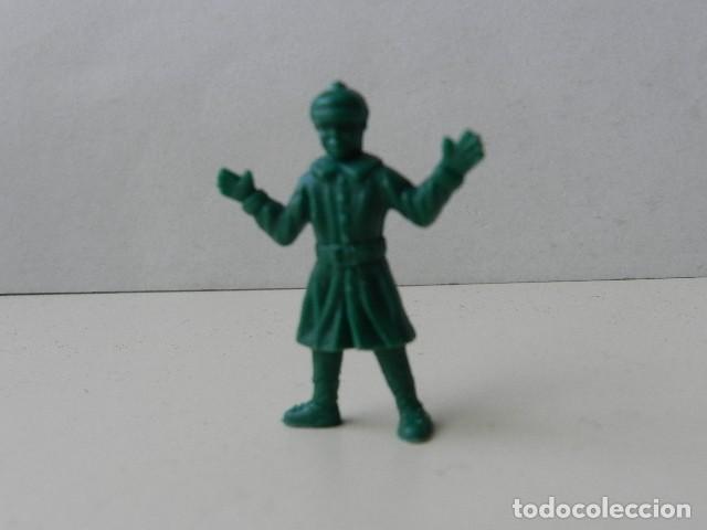 Figuras de goma y PVC: Dunkin Militar verde - Foto 1