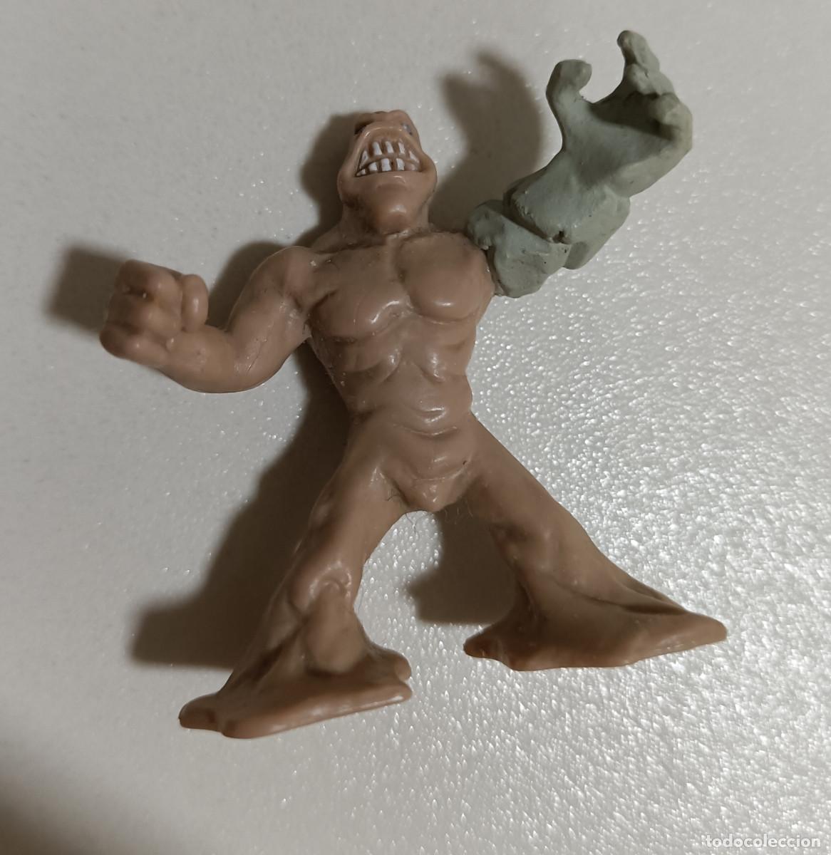 Figuras de Goma y PVC: Ferox mini figura sand man hombre arena actimel Team equipo mu&ntilde;equito panini danone figurita