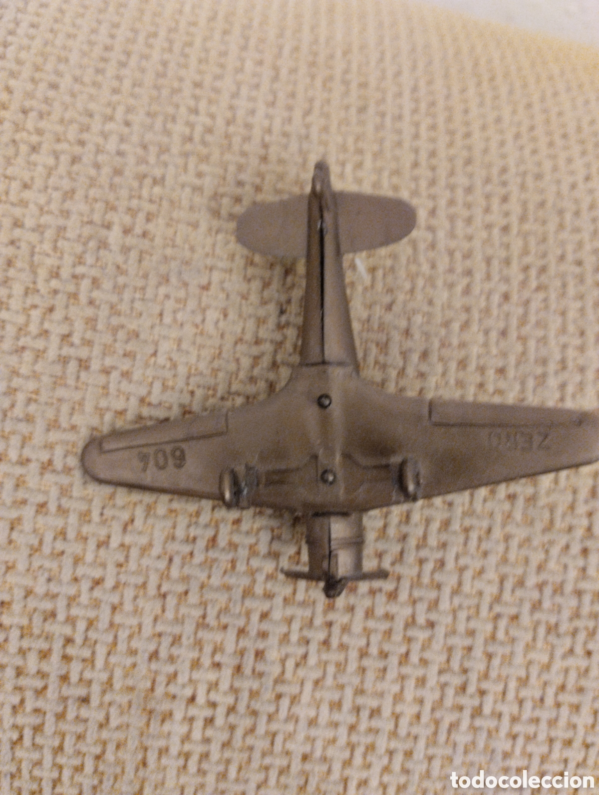Figuras de goma y PVC: Bimbo Premium Avi&oacute;n Zero 604 - Foto 6