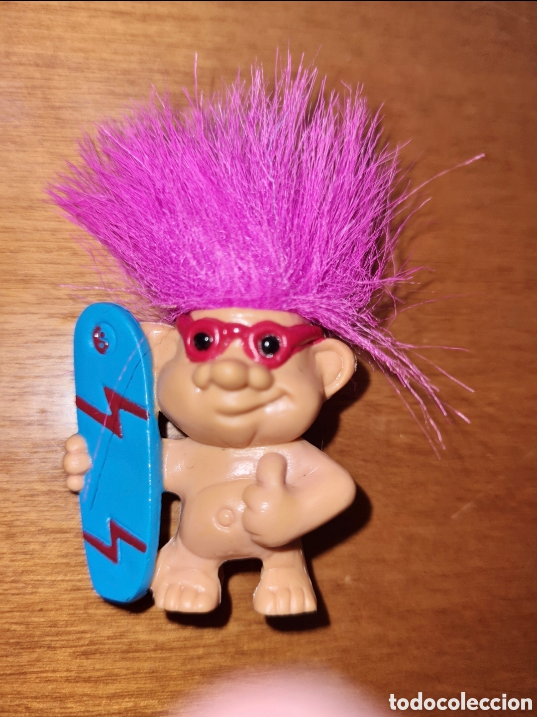 Figuras de Goma y PVC: Figura pvc goma Trol Trols Trolls surf tabla para l&aacute;piz cereales Weetos mu&ntilde;eco colecci&oacute;n antiguo