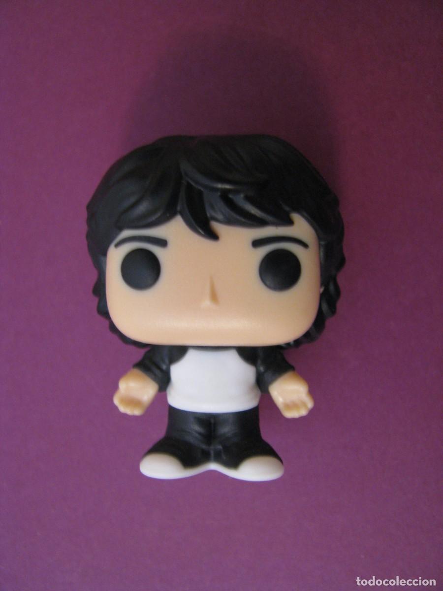 Figuras de Goma Kinder: FIGURA DE KINDER JOY DE SERIE FUNKO POP. PERSONAJE DE STRANGER THINGS