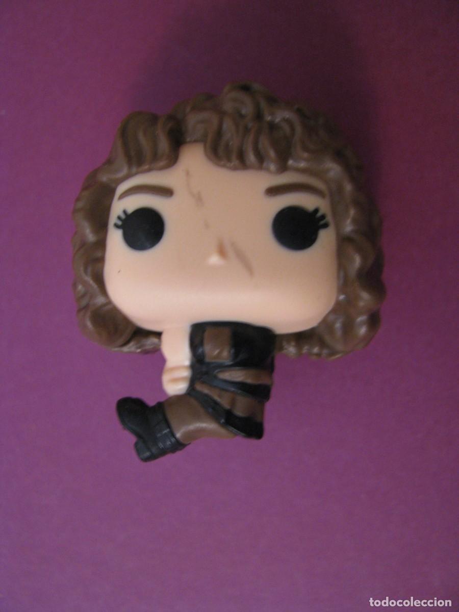 Figuras de Goma Kinder: FIGURA DE KINDER JOY DE SERIE FUNKO POP. PERSONAJE DE STRANGER THINGS