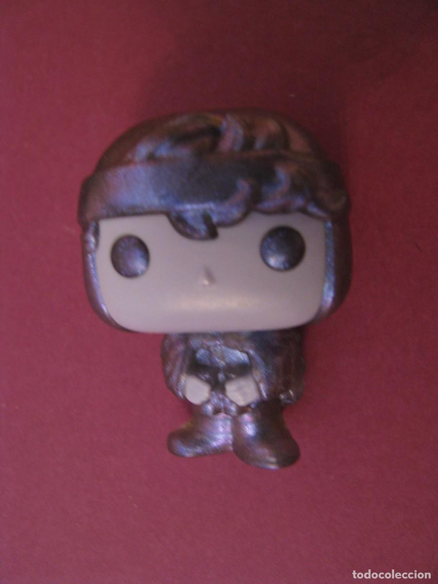 Figuras de Goma Kinder: FIGURA DE KINDER JOY DE SERIE FUNKO POP. PERSONAJE DE STRANGER THINGS