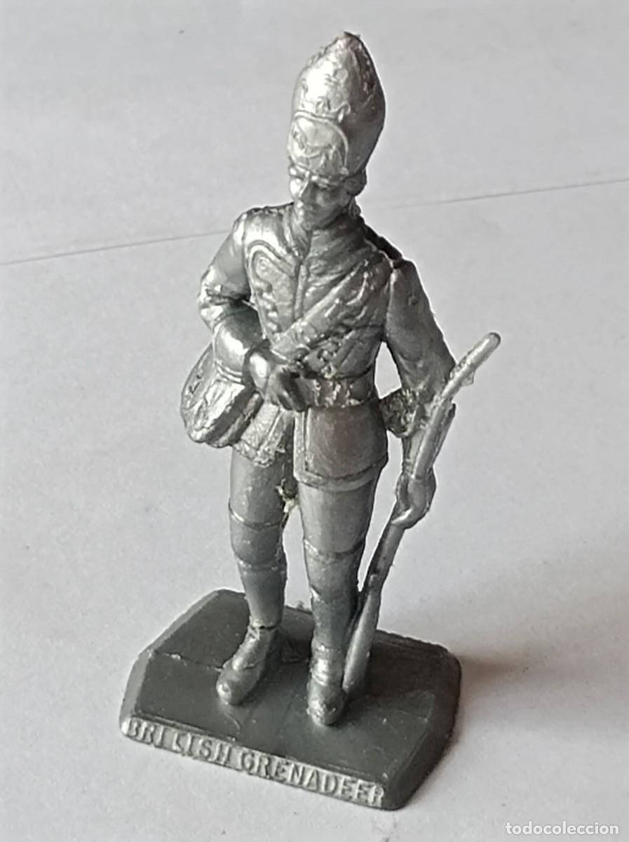 Figuras de Goma y PVC: FIGURA PL&Aacute;STICO DUNKIN PHOSKITOS GRANADERO BRIT&Aacute;NICO BRITISH GRENADEER