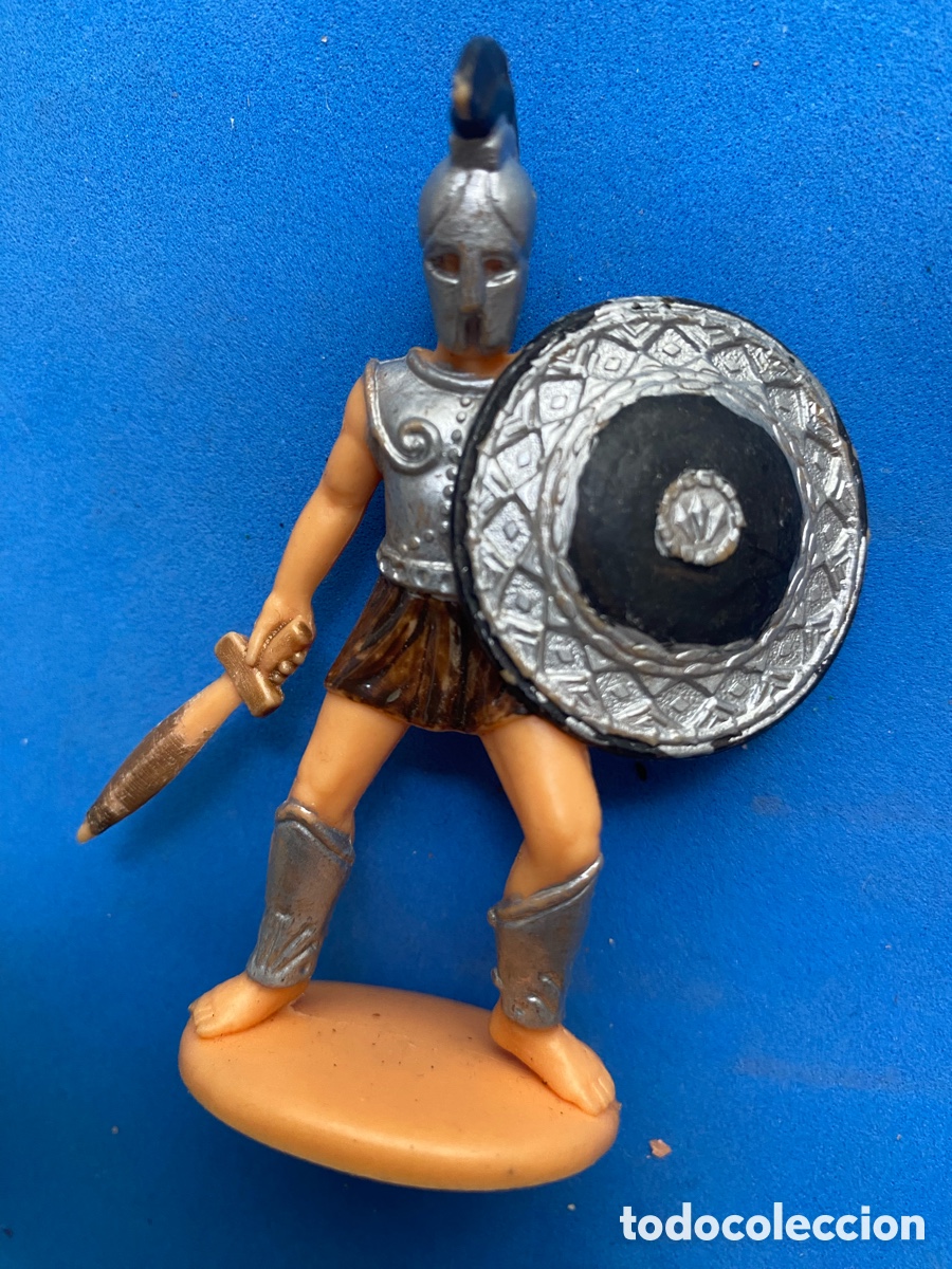 Figuras de Goma y PVC: Guerrero macedonio atl&eacute;tic 60 mm