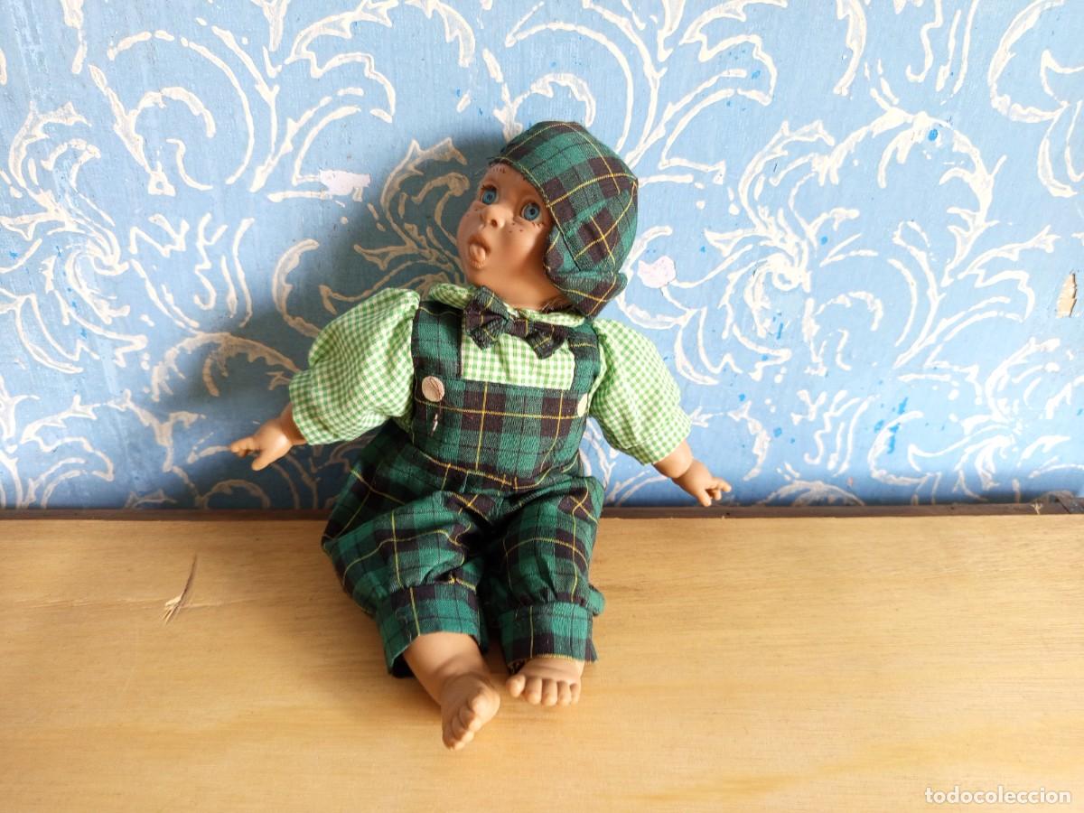 Figuras de Goma y PVC: Antiguo Mu&ntilde;eco Gestitos ni&ntilde;o.Simba.