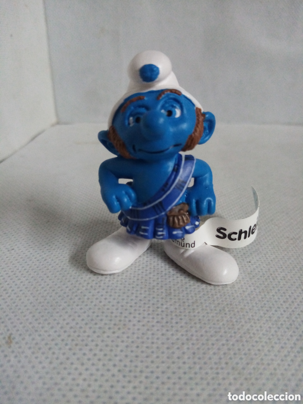 Figuras de Goma y PVC: Figura pvc pitufos escoc&eacute;s