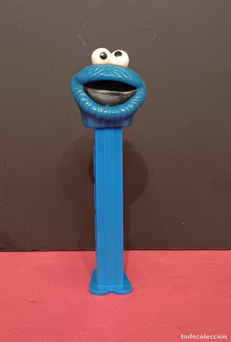 Figuras de Goma y PVC Dispensador PEZ: DISPENSADOR CARAMELOS PEZ SERIE BARRIO SESAMO MUPPETS TELE&Ntilde;ECOS TRIKI MONSTRUO DE LAS GALLETAS