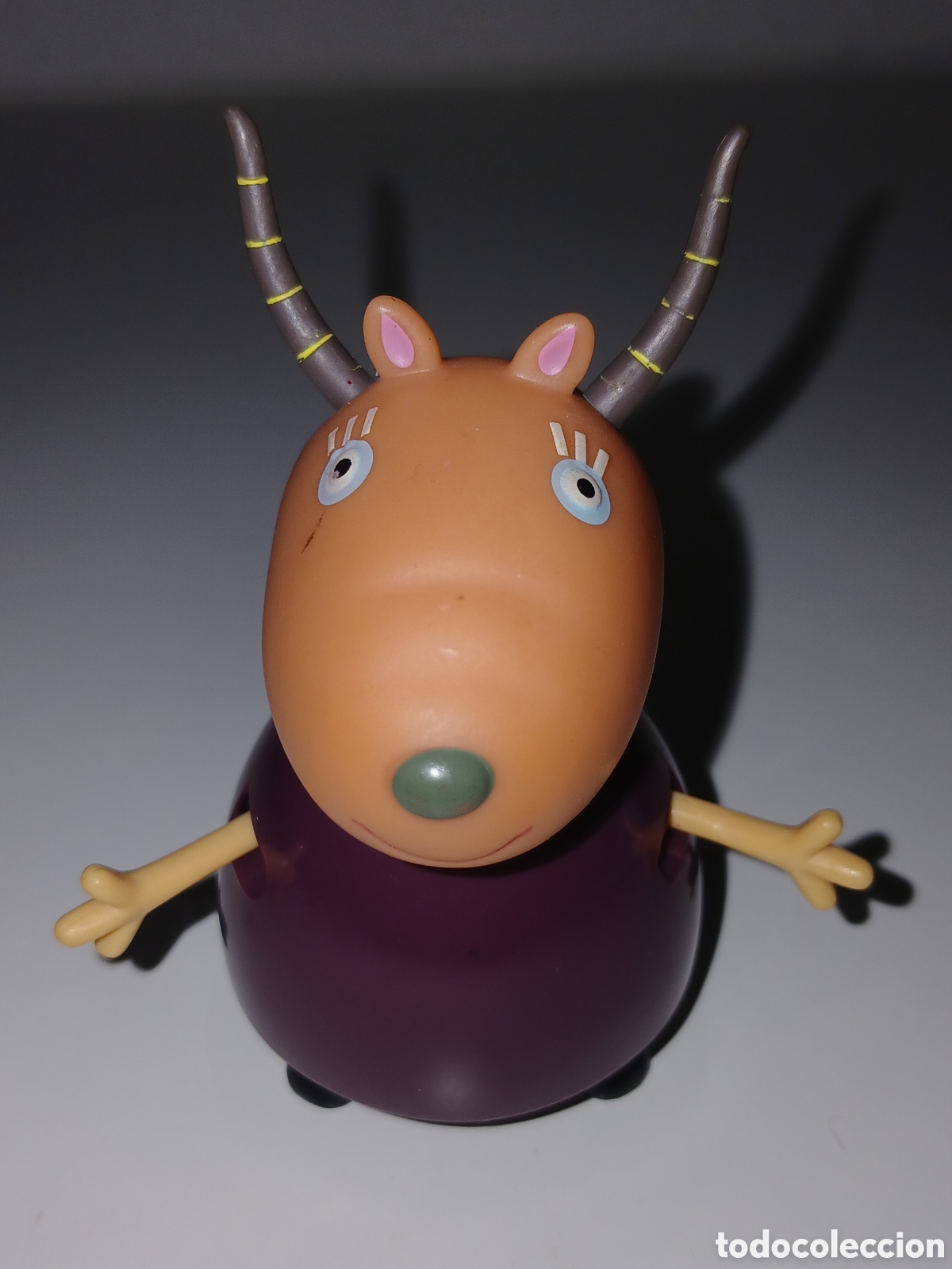Figuras de Goma y PVC: Figura PVC la Se&ntilde;ora Gacela (Madame Gazelle), la maestra de la serie infantil Peppa Pig 2003