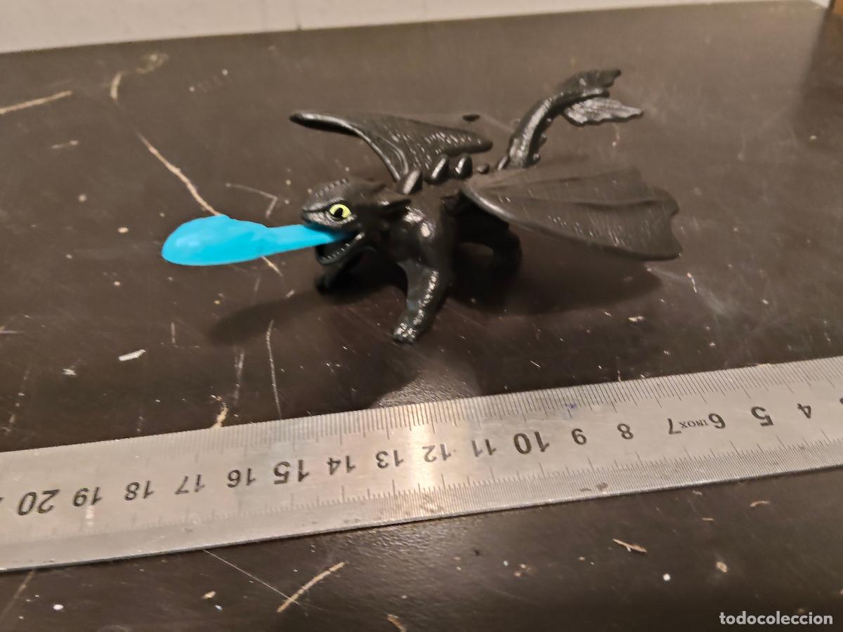 Figuras de Goma y PVC: Juguete Burger King How Train Dragon 2025 | Toothless