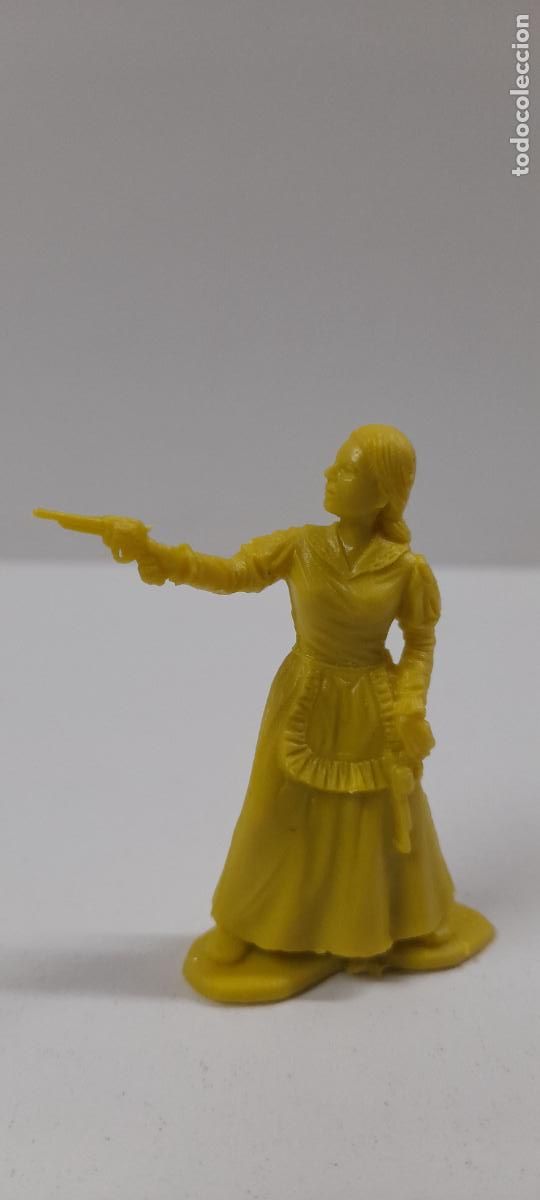 Figuras de Goma y PVC: SE&Ntilde;ORA FIGURA ASALTO A LA DILIGENCIA . GOMARSA - MOLDE REAMSA PLASTICO MONOCOLOR . ORIGINAL A&Ntilde;OS 70