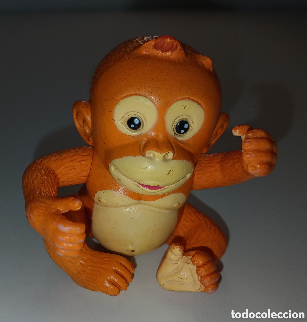 Figuras de Goma y PVC: Figura de goma o PVCa&ntilde; articulado coleccionable que representa a un beb&eacute; orangut&aacute;n. A&ntilde;os 60-70