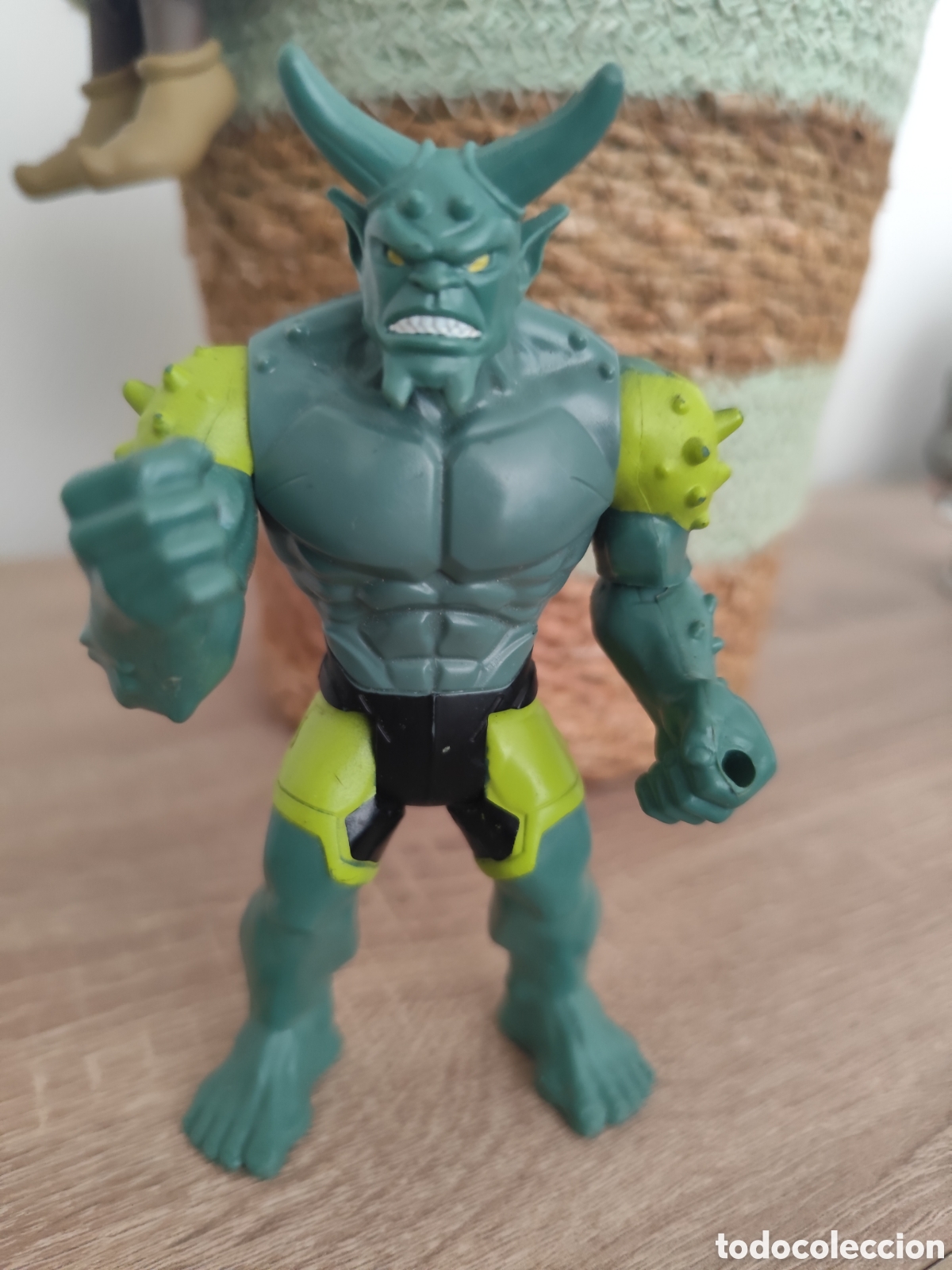 Figuras de goma y PVC: Magnifica figura de Marvel 2015 - Foto 1