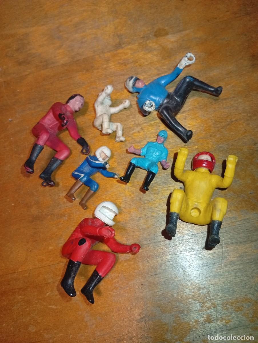 Figuras de Goma y PVC: Divertidos motoristas lote mu&ntilde;ecos pl&aacute;stico y goma figuras piloto Guisval