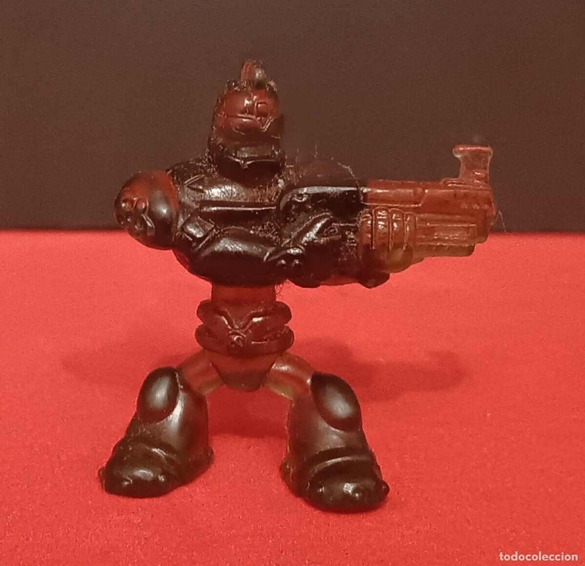 Figuras de Goma y PVC: MINI FIGURA DE GOMA PVC GUERREROS MONSTRUOS SERIE FISTFUL OF POWER MOOSE TOYS 2004