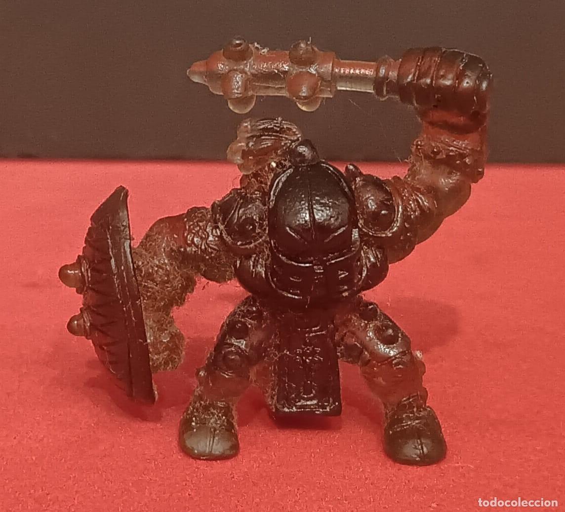 Figuras de Goma y PVC: MINI FIGURA DE GOMA PVC GUERREROS MONSTRUOS SERIE FISTFUL OF POWER MOOSE TOYS 2004