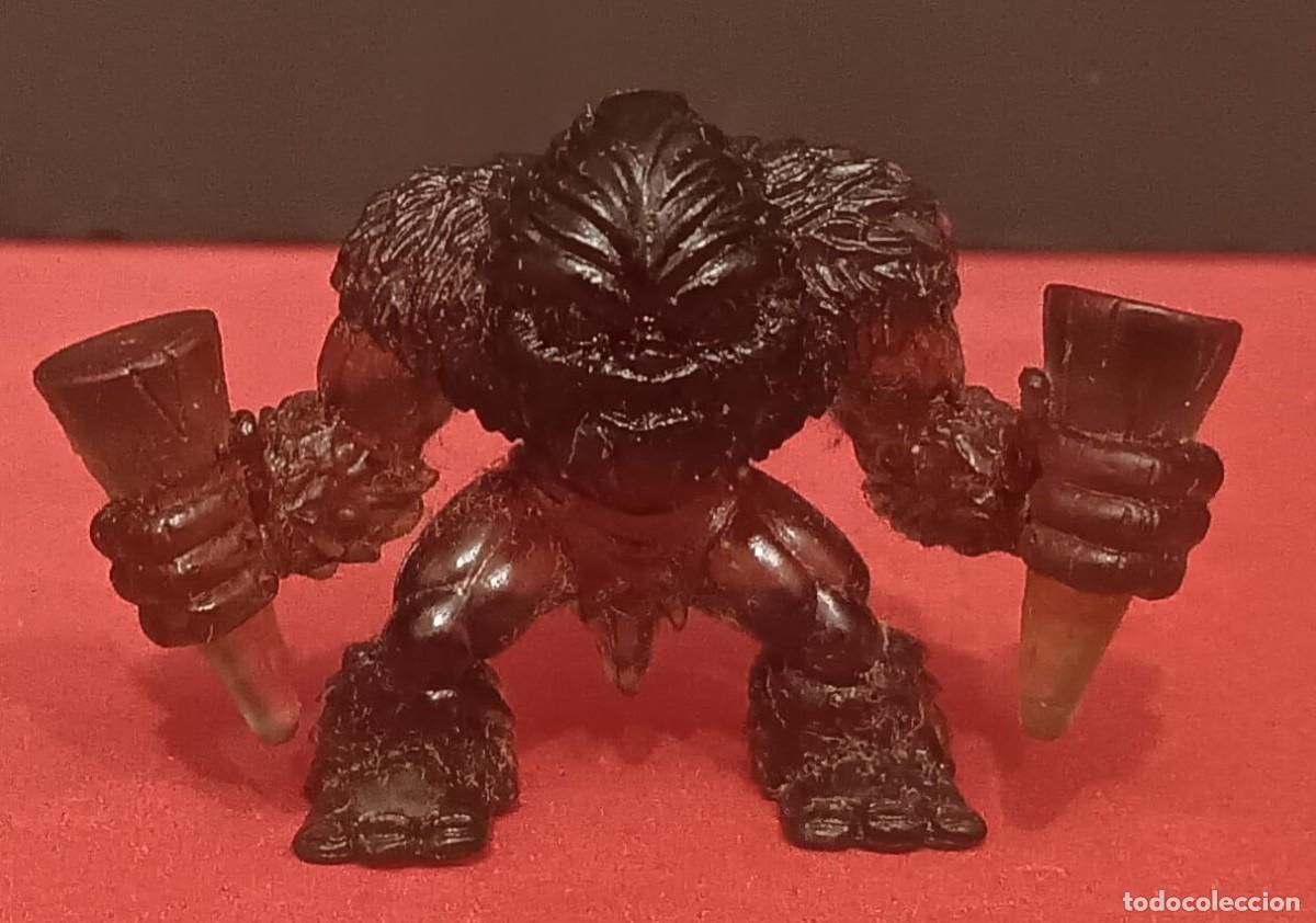 Figuras de Goma y PVC: MINI FIGURA DE GOMA PVC GUERREROS MONSTRUOS SERIE FISTFUL OF POWER MOOSE TOYS 2004