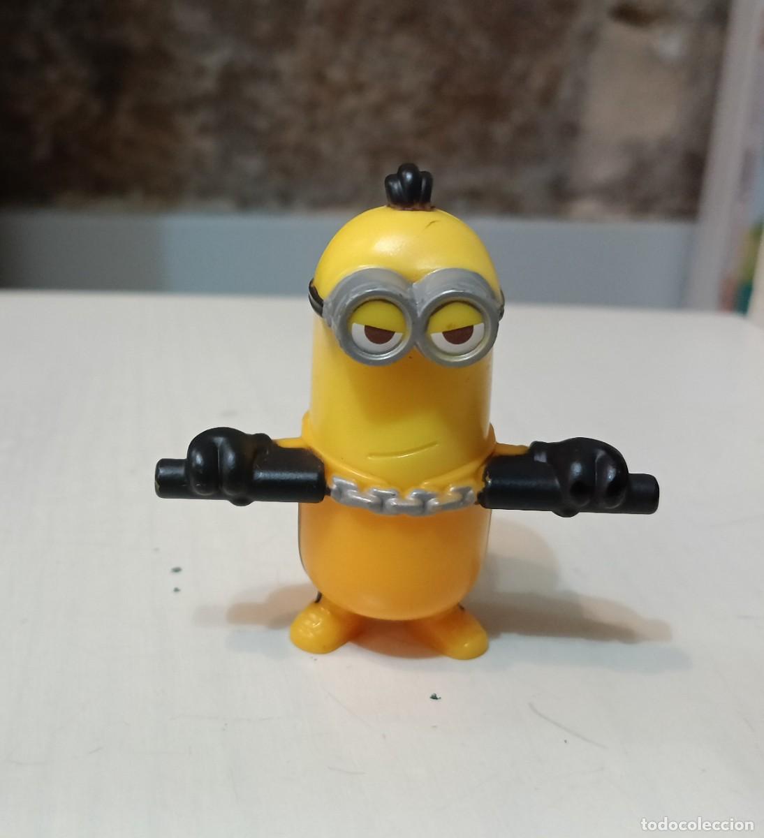 Figuras de Goma y PVC: Figura de Minion con chacos. McDonalds. Gru, mi villano favorito. Minions