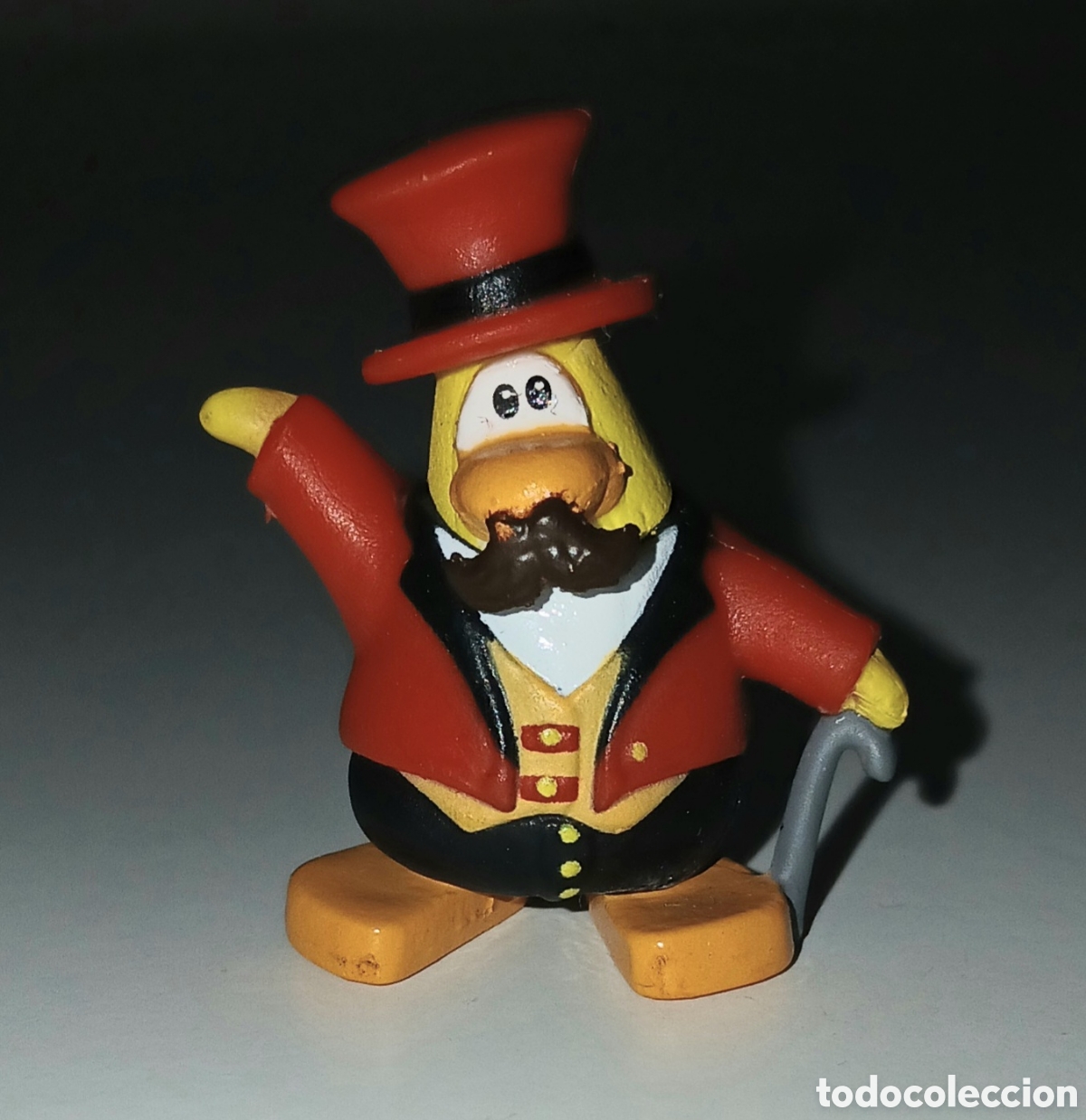 Figuras de Goma y PVC: Figura PVC coleccionable de la serie Mix 'N Match de Club Penguin, de la banda de m&uacute;sica. Disney