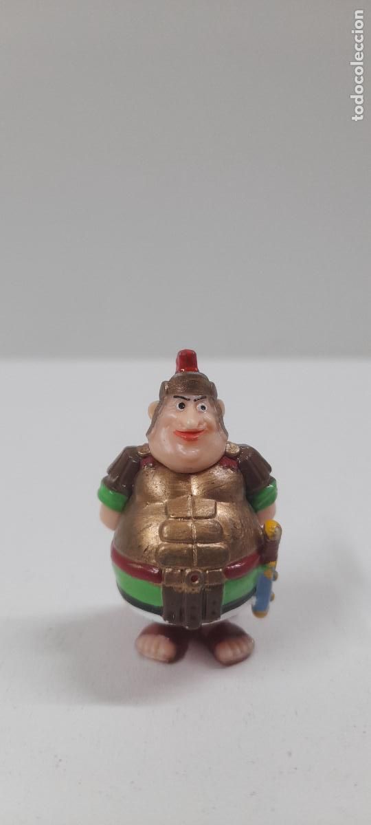 Figuras de Goma Kinder: CENTURION ROMANO - SERIE ASTERIX Y OBELIX . FIGURA PROMOCIONAL KINDER . ALTURA 4 CM