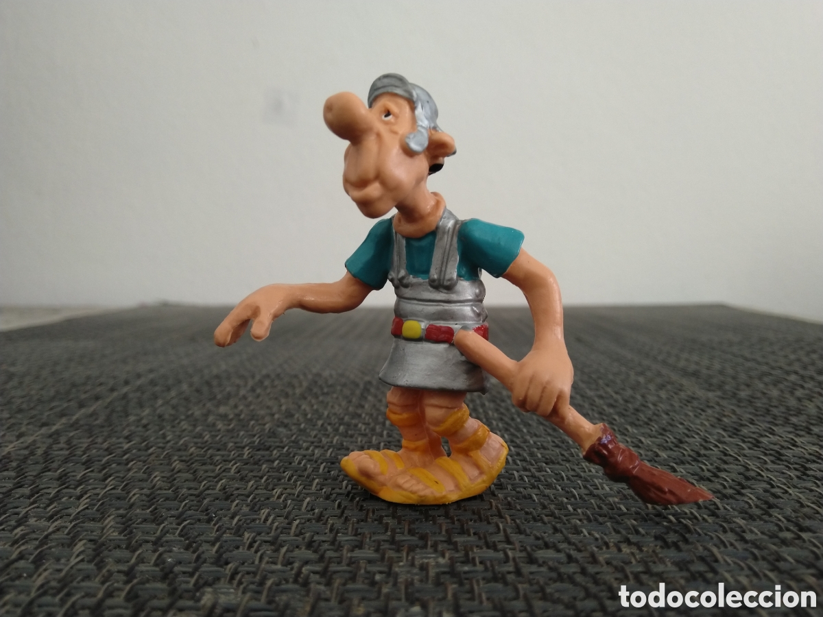 Figuras de Goma y PVC: FIGURA PVC LEGIONARIO ROMANO ESCOBA BULLY BULLYLAND SERIE ASTERIX Y OBELIX DE GOSCINNY Y UDERZO