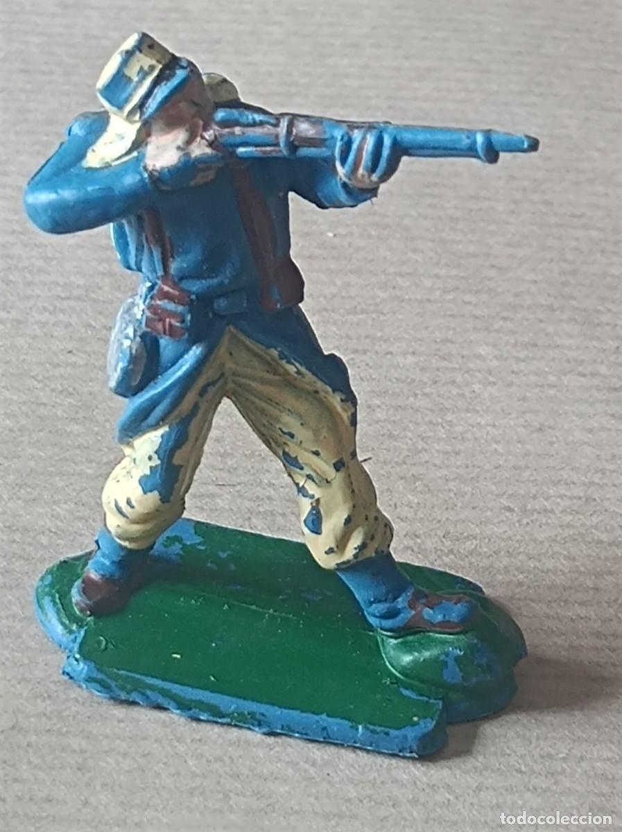 Figuras de Goma y PVC: FIGURA DE PL&Aacute;STICO PECH HERMANOS OLIVER SOLDADO LEGI&Oacute;N EXTRANJERA