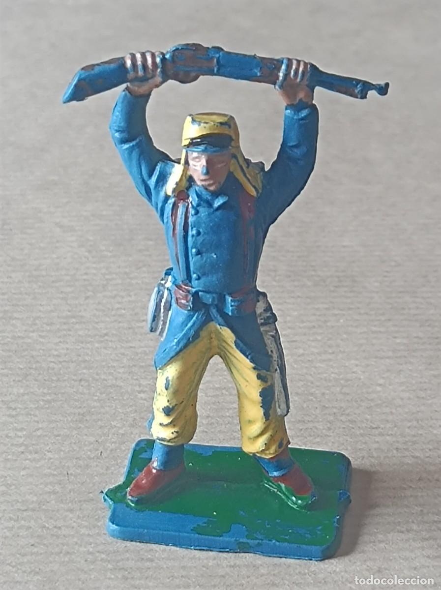 Figuras de Goma y PVC: FIGURA DE PL&Aacute;STICO PECH HERMANOS OLIVER SOLDADO LEGI&Oacute;N EXTRANJERA