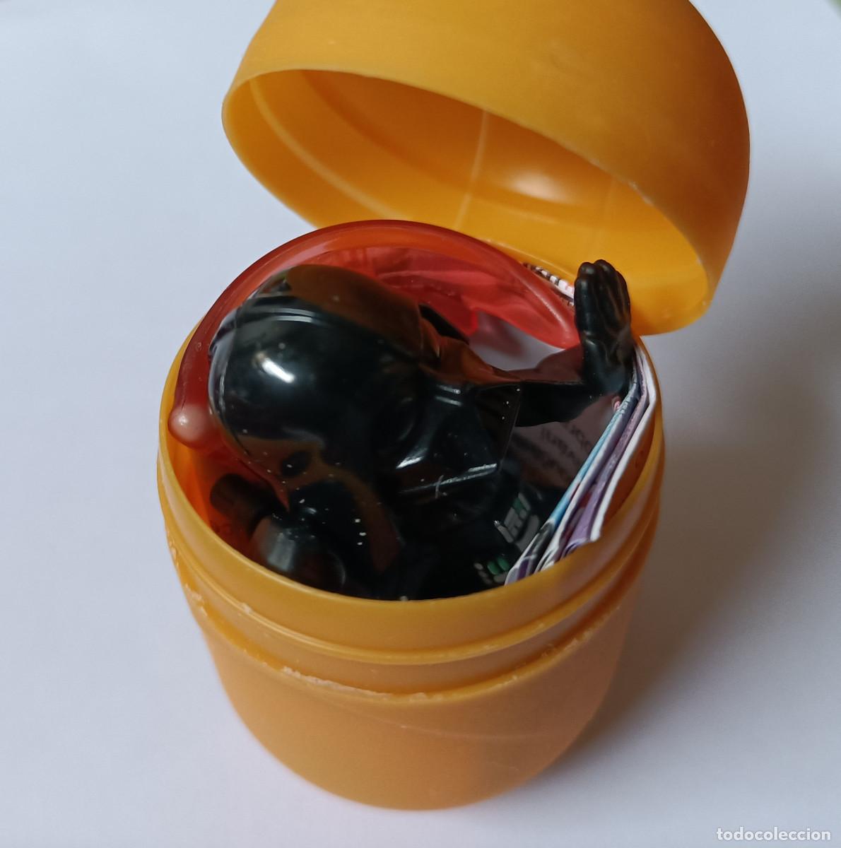 Figuras de Goma Kinder: kinder star wars 2026 Darth Vader mu&ntilde;equito figura mu&ntilde;eco capsula figurita bpz papel nuevo completo