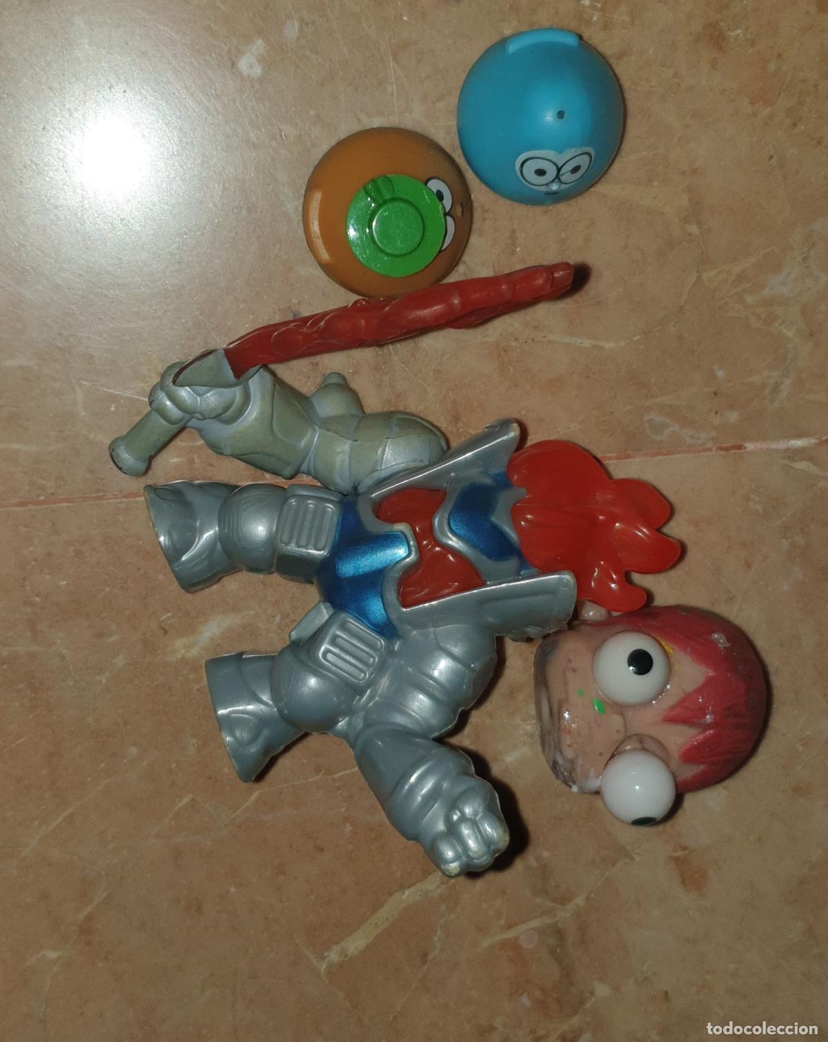 Figuras de goma y PVC: LOTE FIGURAS TIPO KINDER - Foto 1
