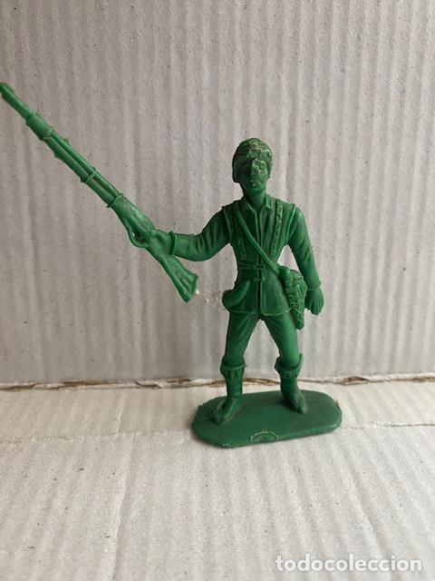 Figuras de Goma y PVC: DANIEL BOONE DE COMANSI. FIGURA MONOCOLOR VERDE,