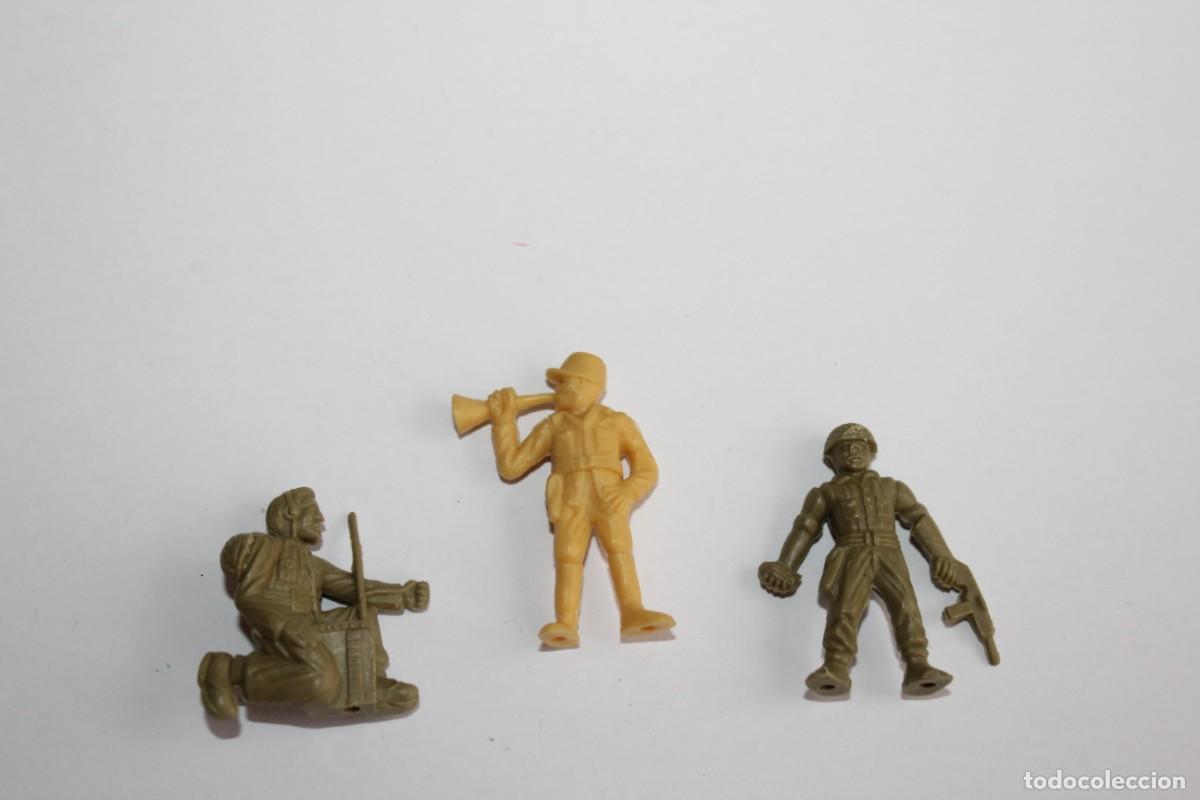 Figuras de Goma y PVC: DUNKIN - COLECCION 3 FIGURAS SOLDADOS