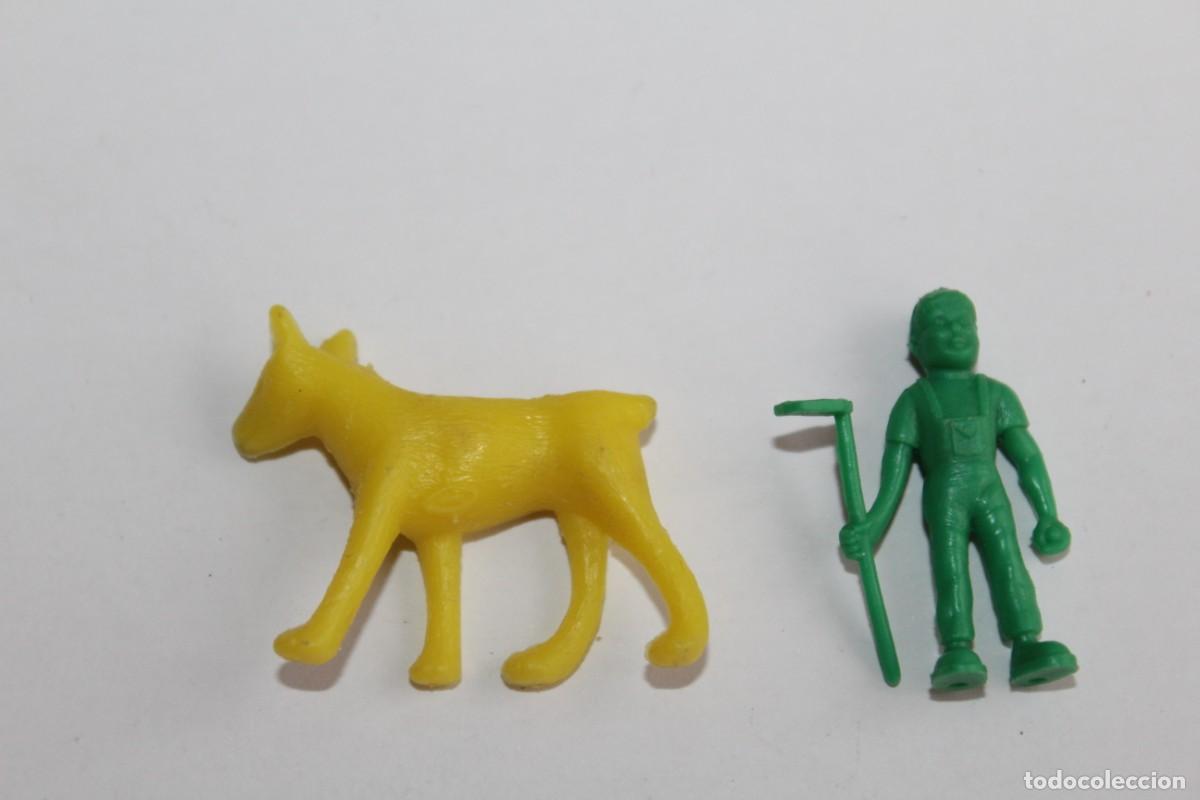 Figuras de Goma y PVC: DUNKIN - COLECCION 2 FIGURAS TITO