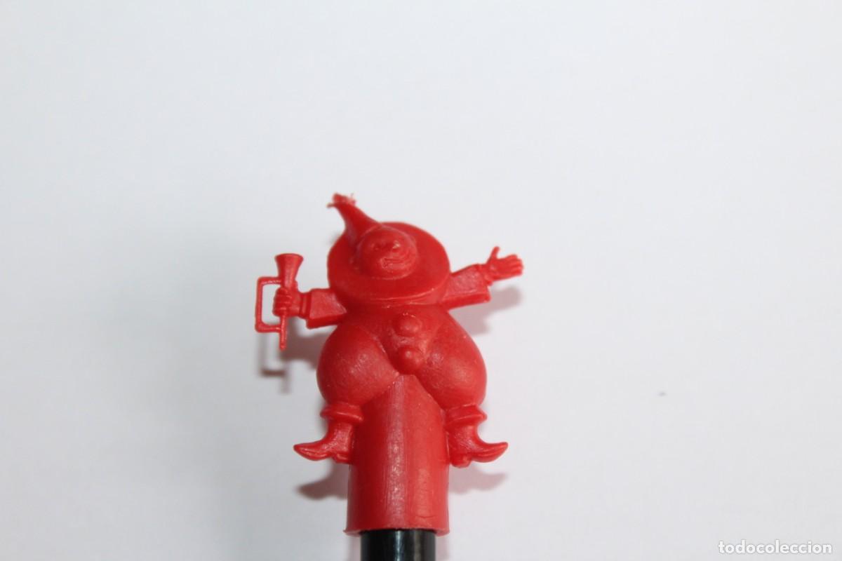 Figuras de Goma y PVC: DUNKIN - ANTIGUO CAPUCHON LAPIZ