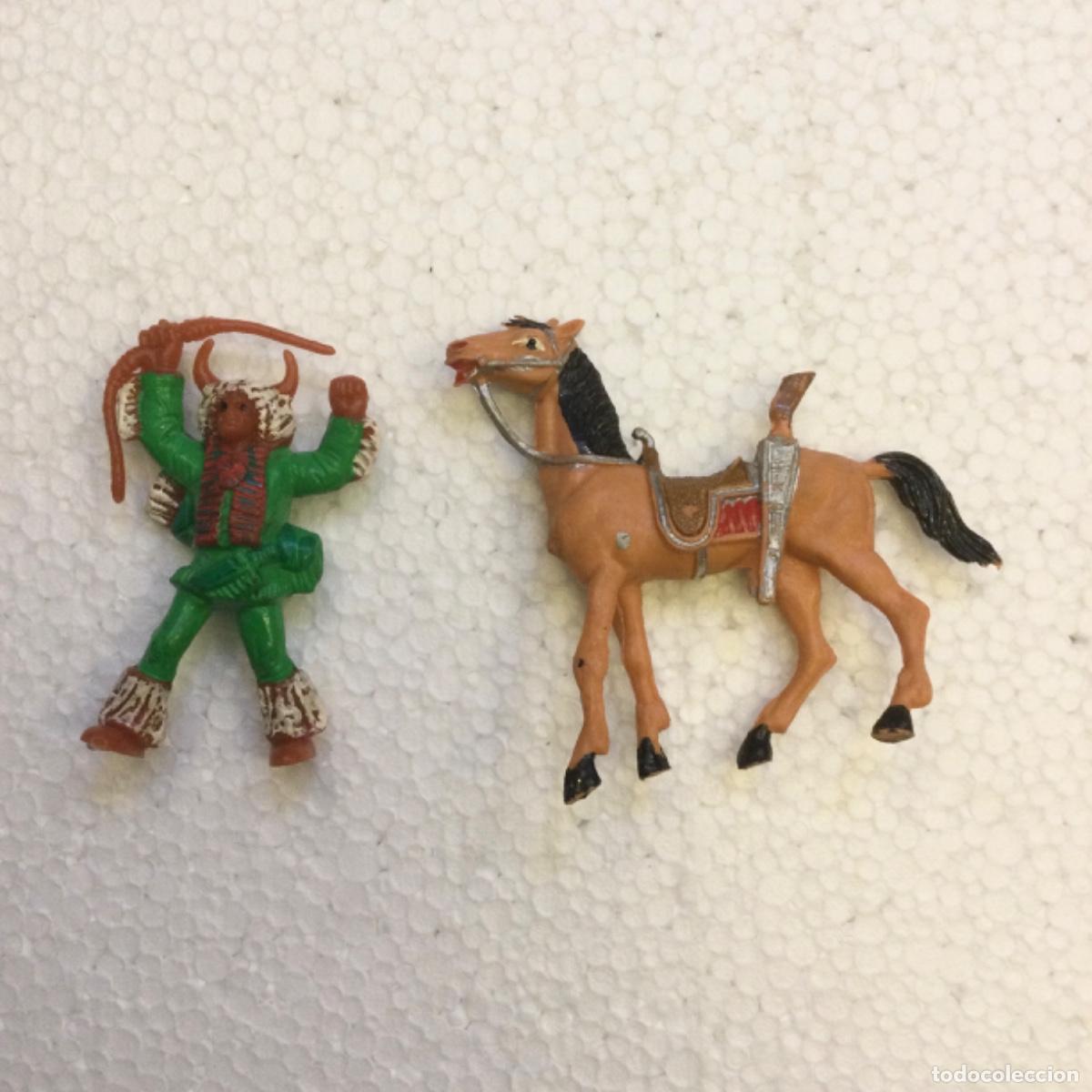 Figuras de Goma y PVC: Indio a caballo con arco. M. Sotorres. A&ntilde;os 60