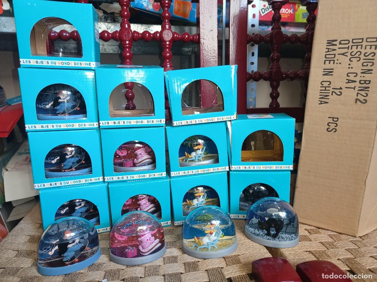 Figuras de Goma y PVC: 12 cajas con bolas de nieve figuras goma pvc a&ntilde;os 90 No comics spain yolanda comansi Schleich Bully