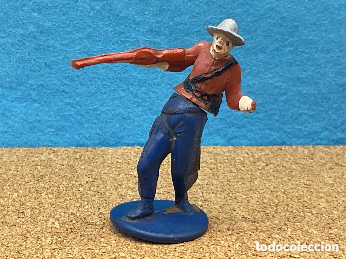 Figuras de Goma y PVC: Antigua Figura en Goma de Gama. Polic&iacute;a Montada del Canada.