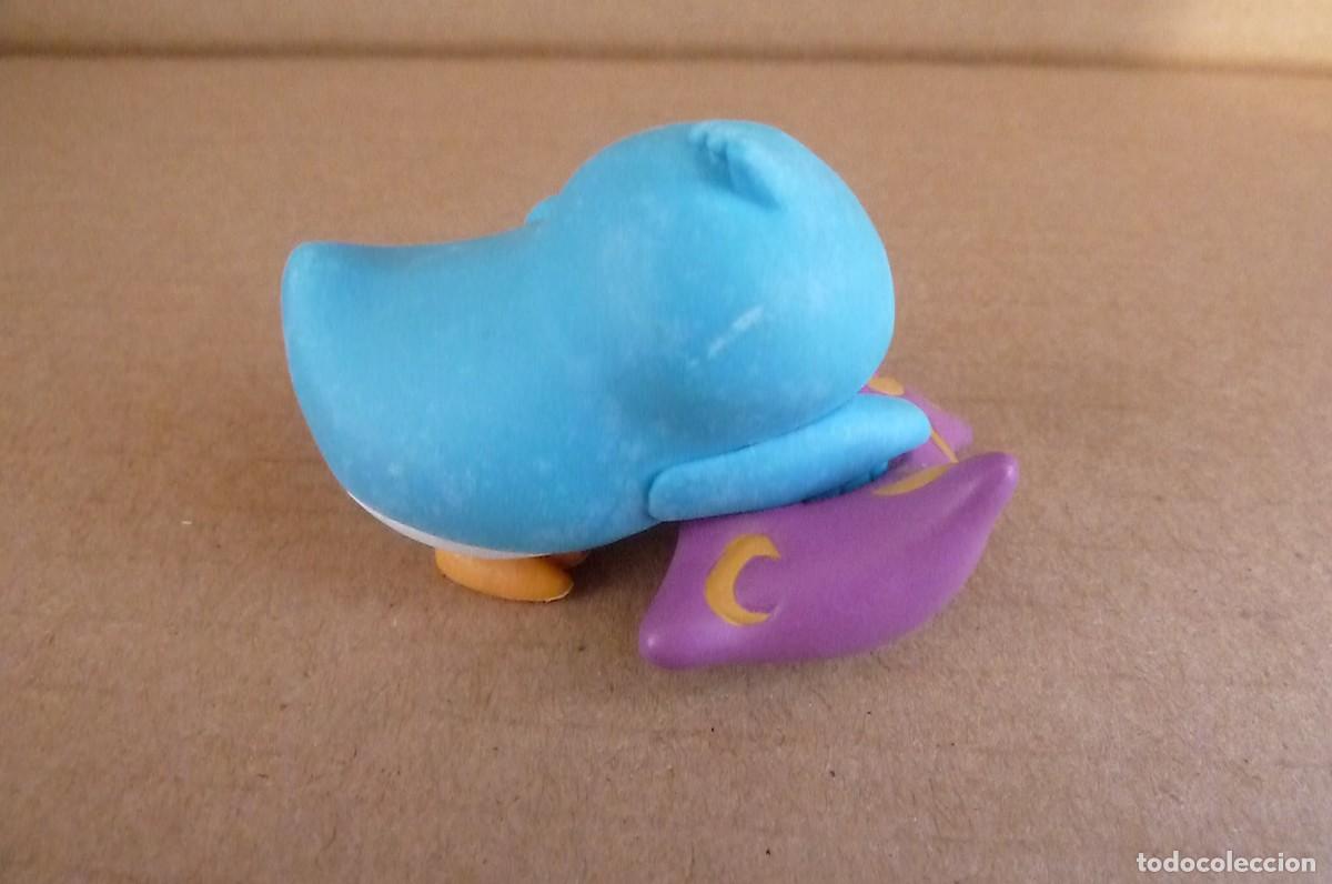 Figuras de goma y PVC: Pinguino del arco iris. Magiki - Foto 3