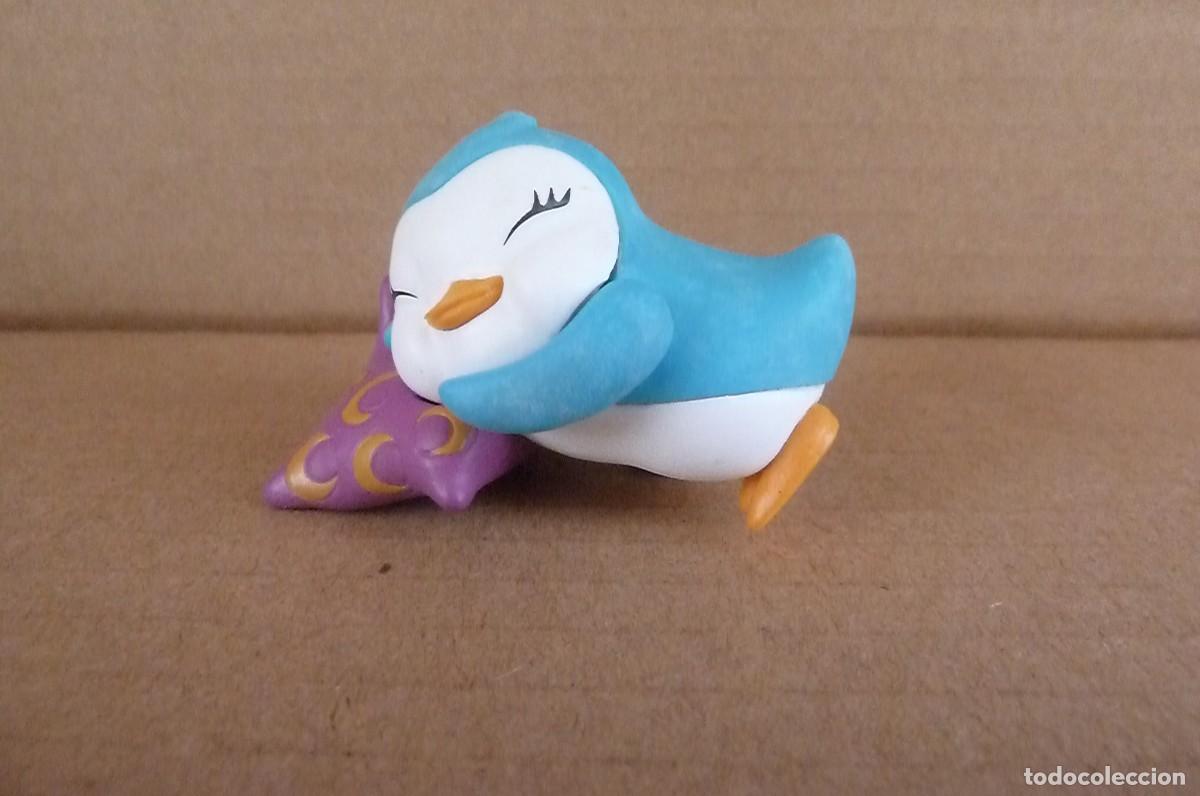 Figuras de goma y PVC: Pinguino del arco iris. Magiki - Foto 2