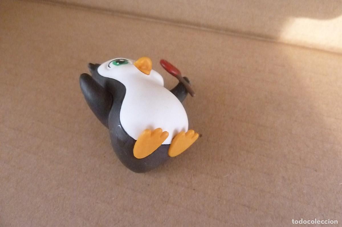 Figuras de goma y PVC: Pinguino del arco iris. Magiki - Foto 5