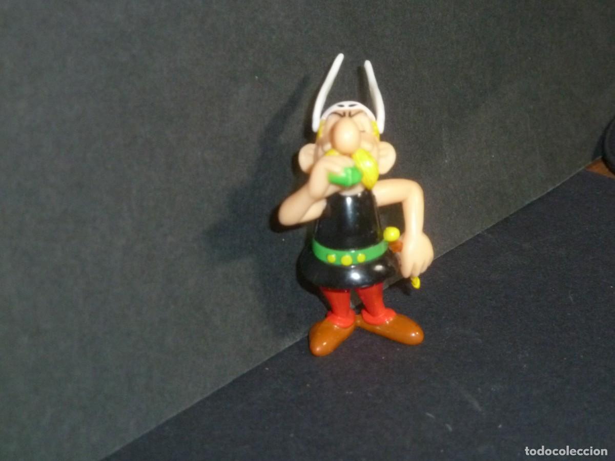 Figuras de goma y PVC: Asterix. Phoskitos 2004 - Foto 2